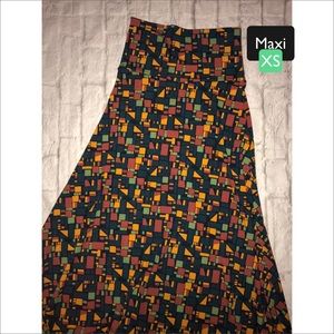 XS LuLaRoe Maxi NWT
